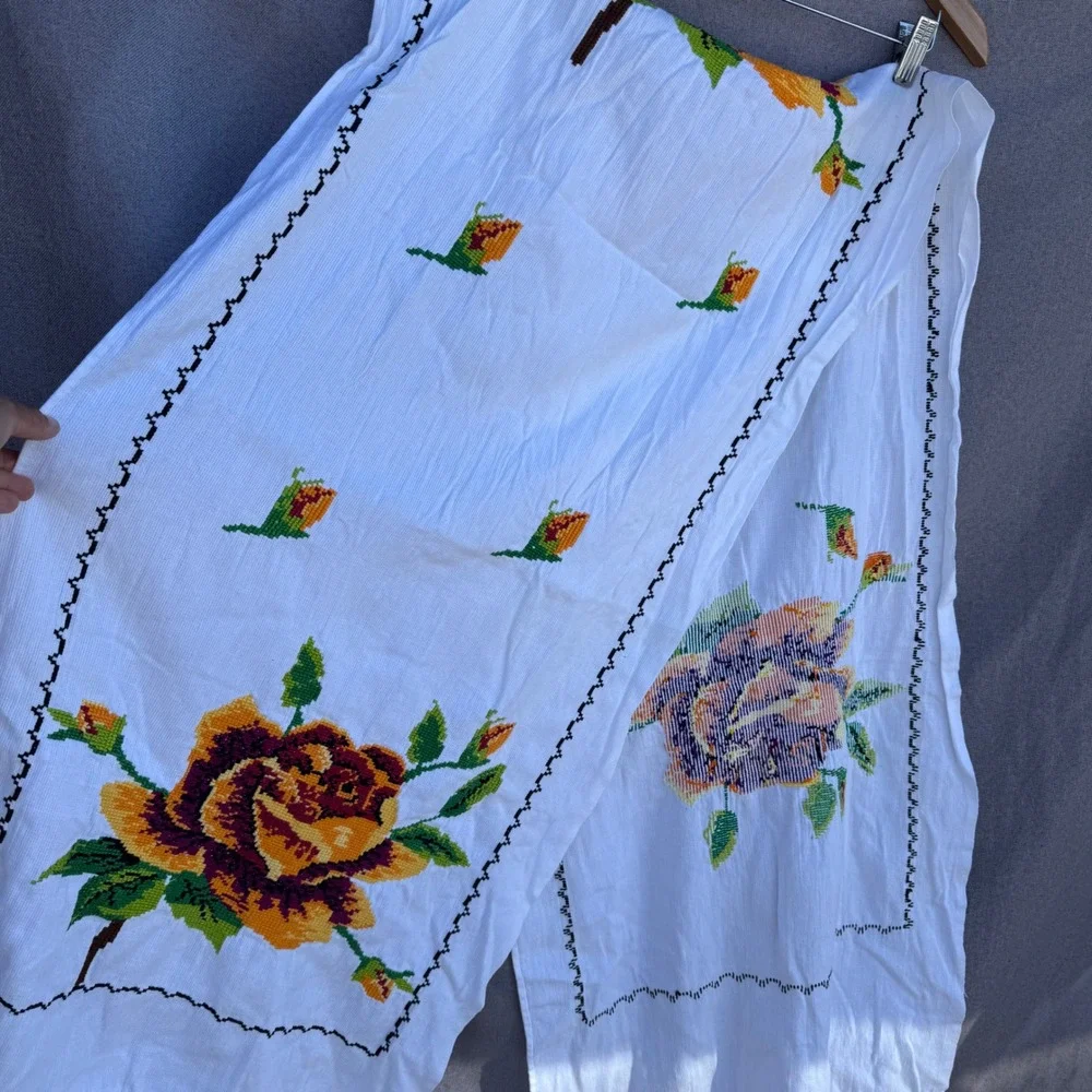 Handmade Table Runner Vintage Cross Stitch Floral Yellow Rose embroidered 18x77